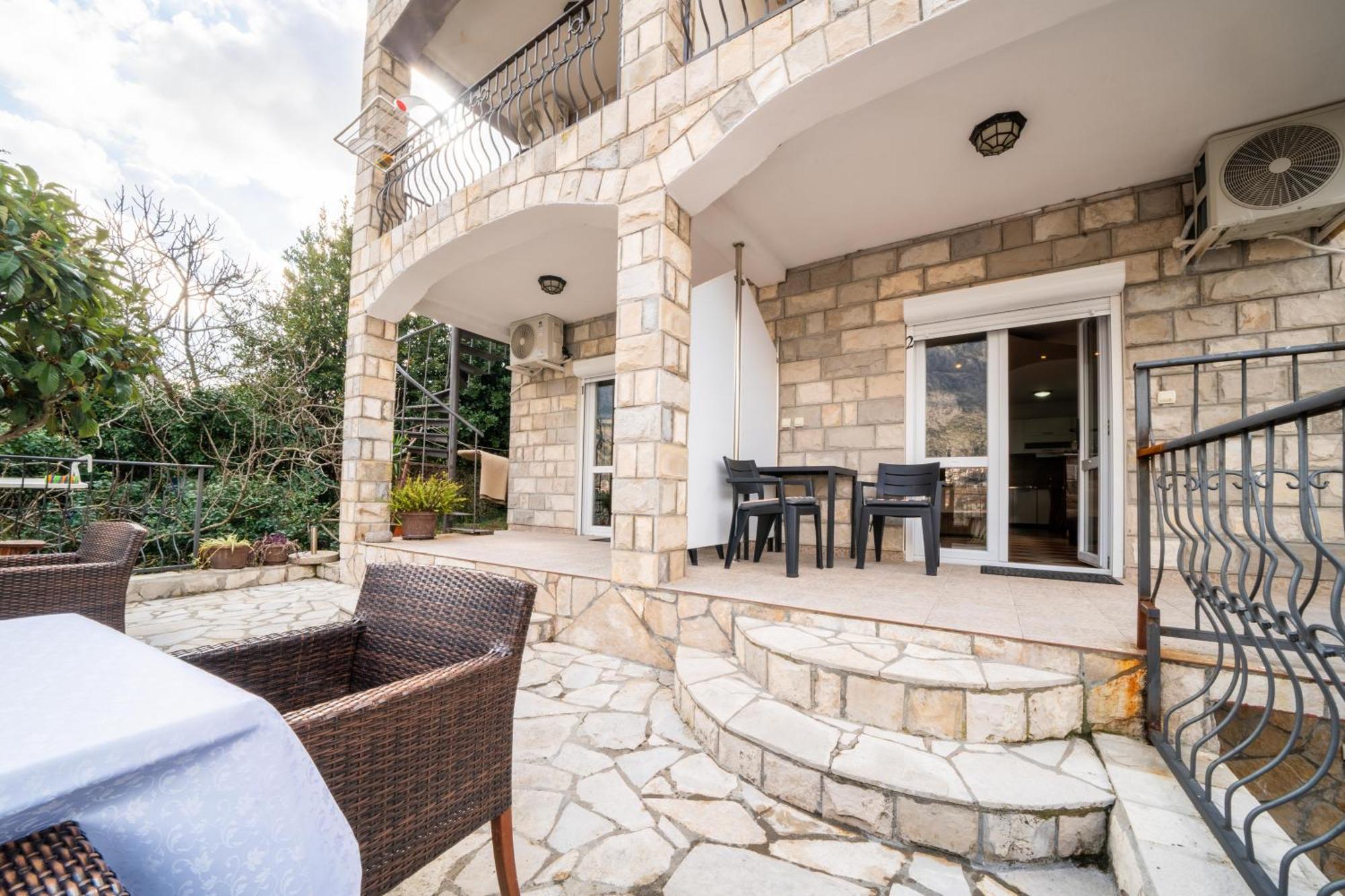 Apartments Vukovic Kotor Kültér fotó