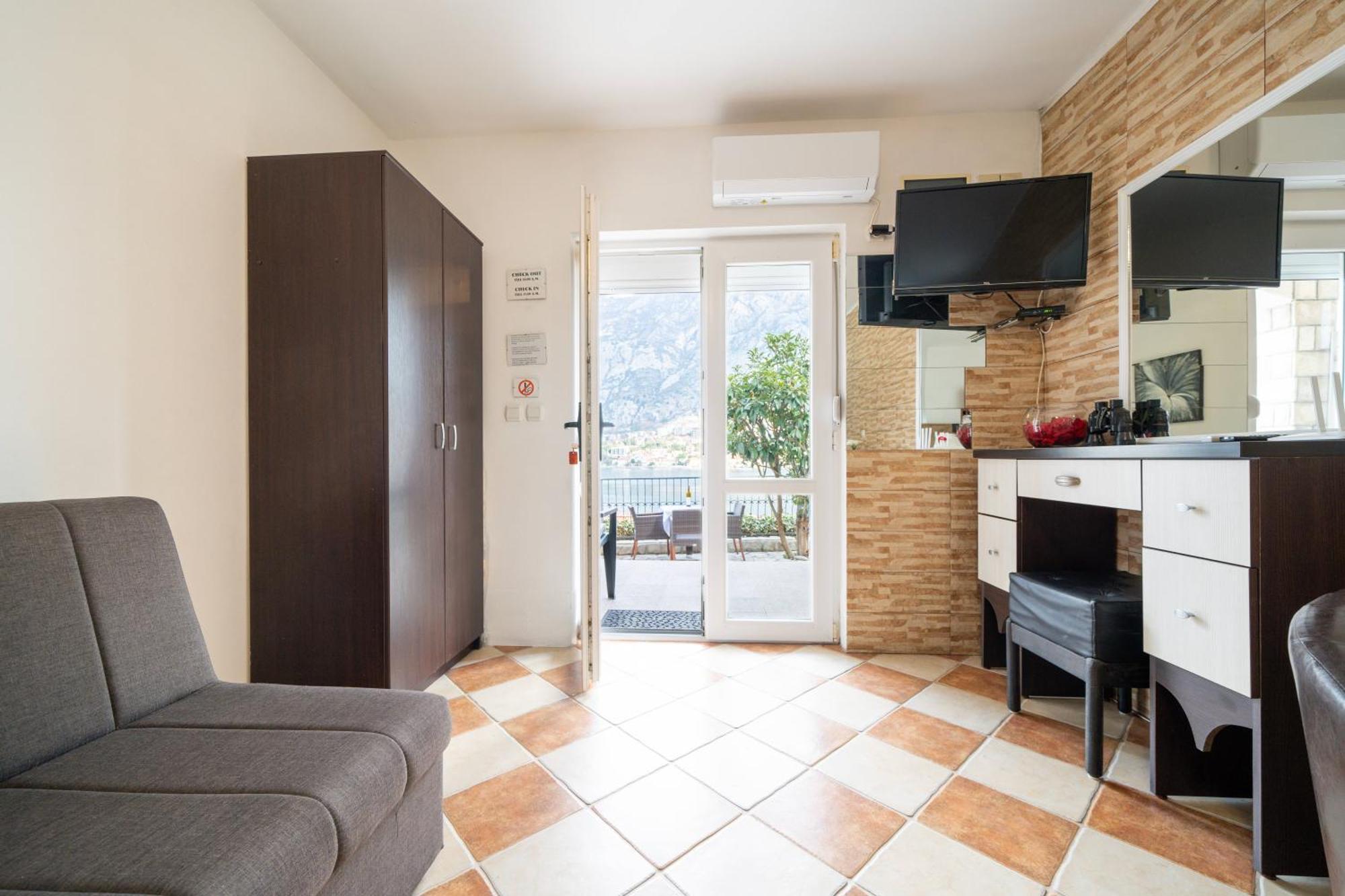 Apartments Vukovic Kotor Kültér fotó